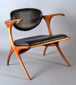 Evert Sodergren, Sculptured Chair (1953). Walnut and leather. Collection of Margaret Minnick.